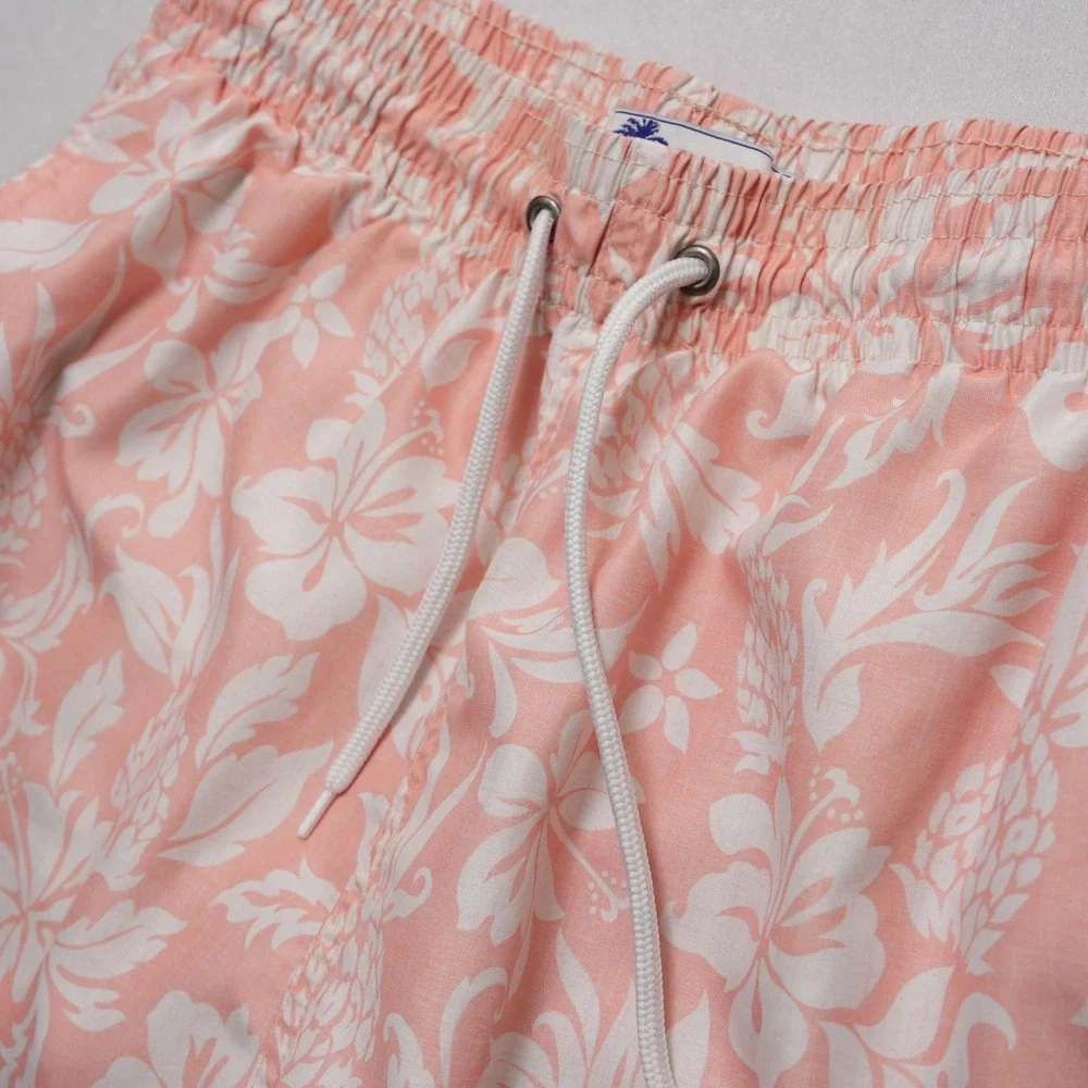 Trunks Surf & Swim Co. key features
